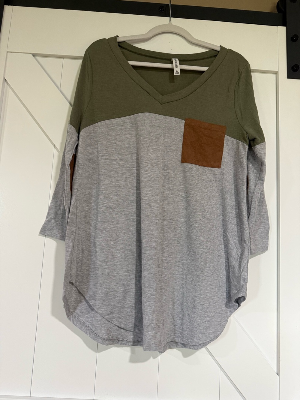 Women's Olive, Gray & Brown Colorblock V-Neck Long Sleeve Top
